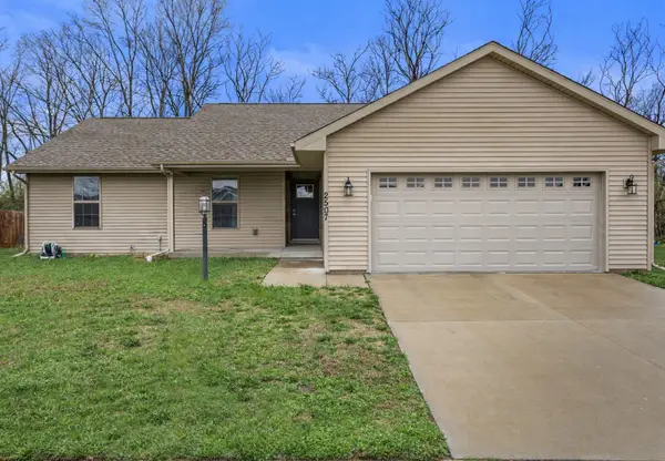 2507 N Fairfield Drive, Urbana, IL 61802