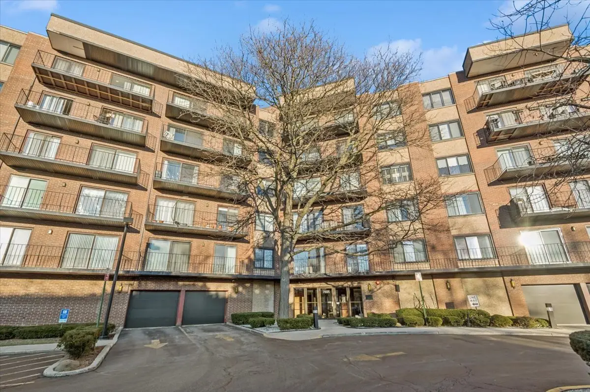 7601 N Lincoln Avenue #415, Skokie, IL 60077 - #1