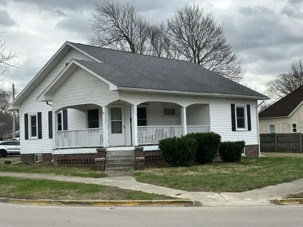 211 N Richman Street, Villa Grove, IL 61956