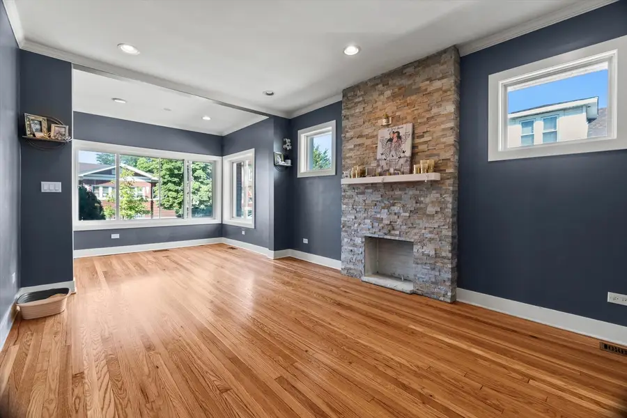 7937 S Luella Avenue, Chicago, IL 60617 - #3