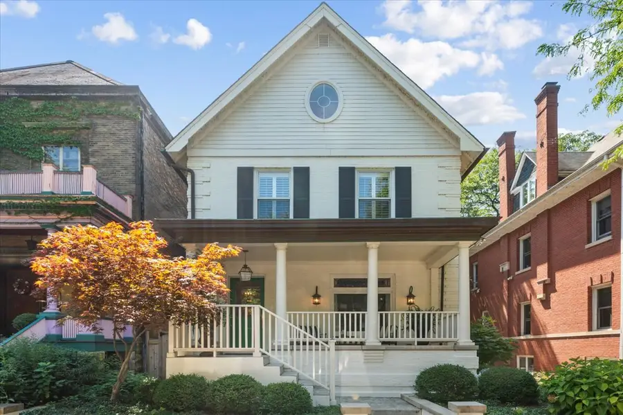 837 W Junior Terrace, Chicago, IL 60613 - #2