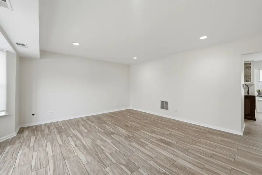 348 Richard Court, Vernon Hills, IL 60061 - #3