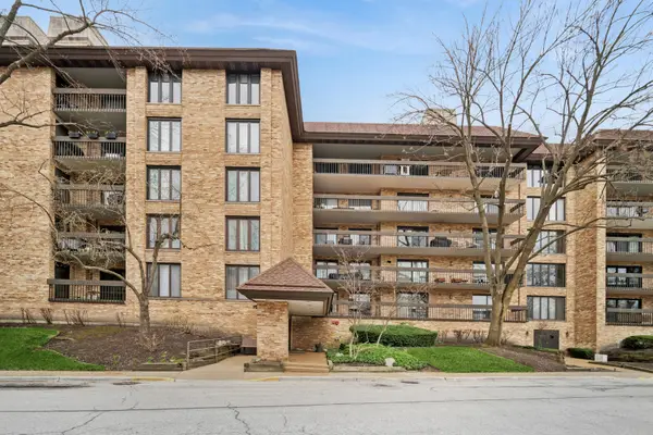 1671 Mission Hills Road #206, Northbrook, IL 60062