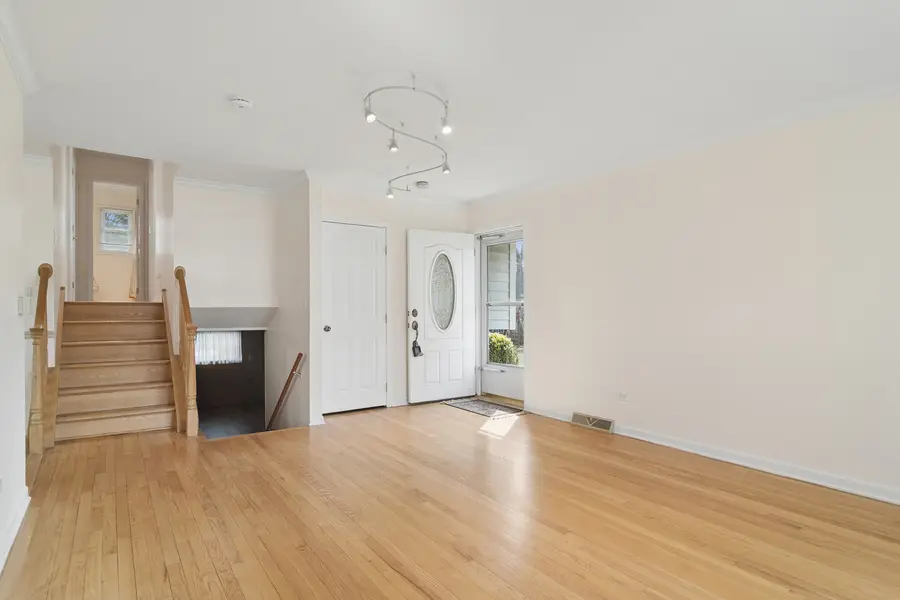 1119 S Pine Avenue, Arlington Heights, IL 60005 - #2