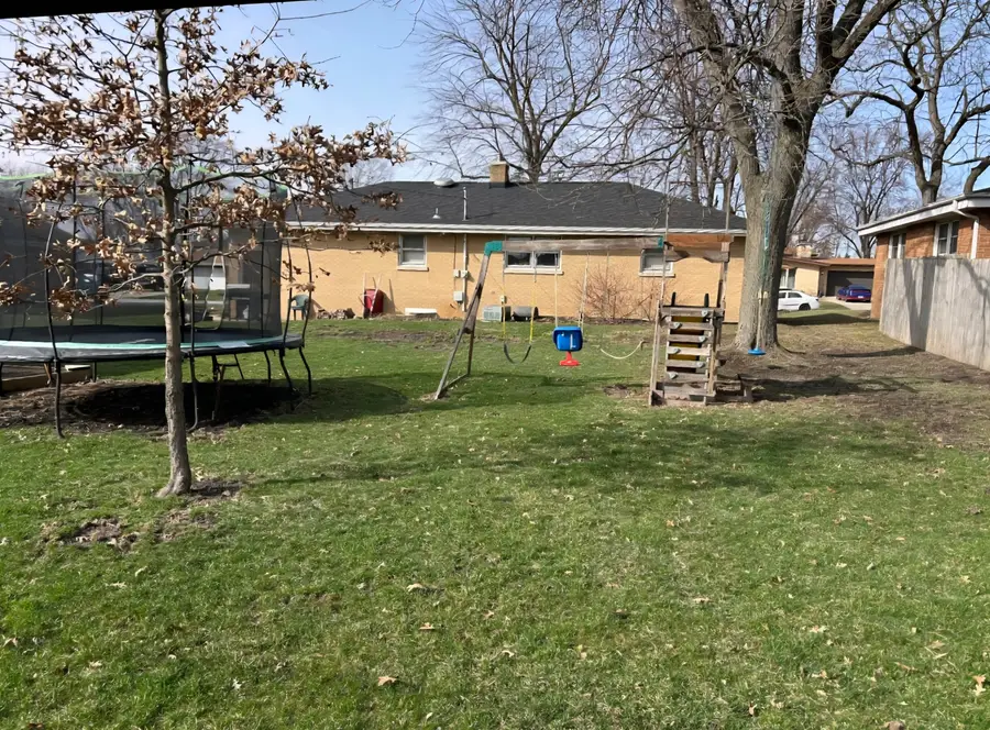 614 Country Lane, Beecher, IL 60401 - #3