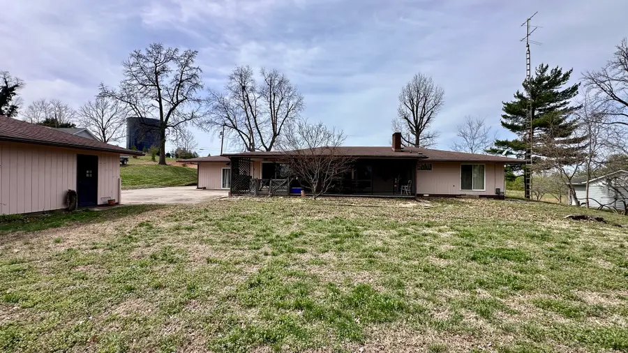 514 N Walnut Street, West Frankfort, IL 62896 - #3