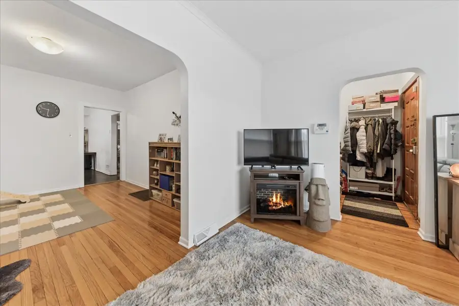 5338 N Kedzie Avenue, Chicago, IL 60625 - #3