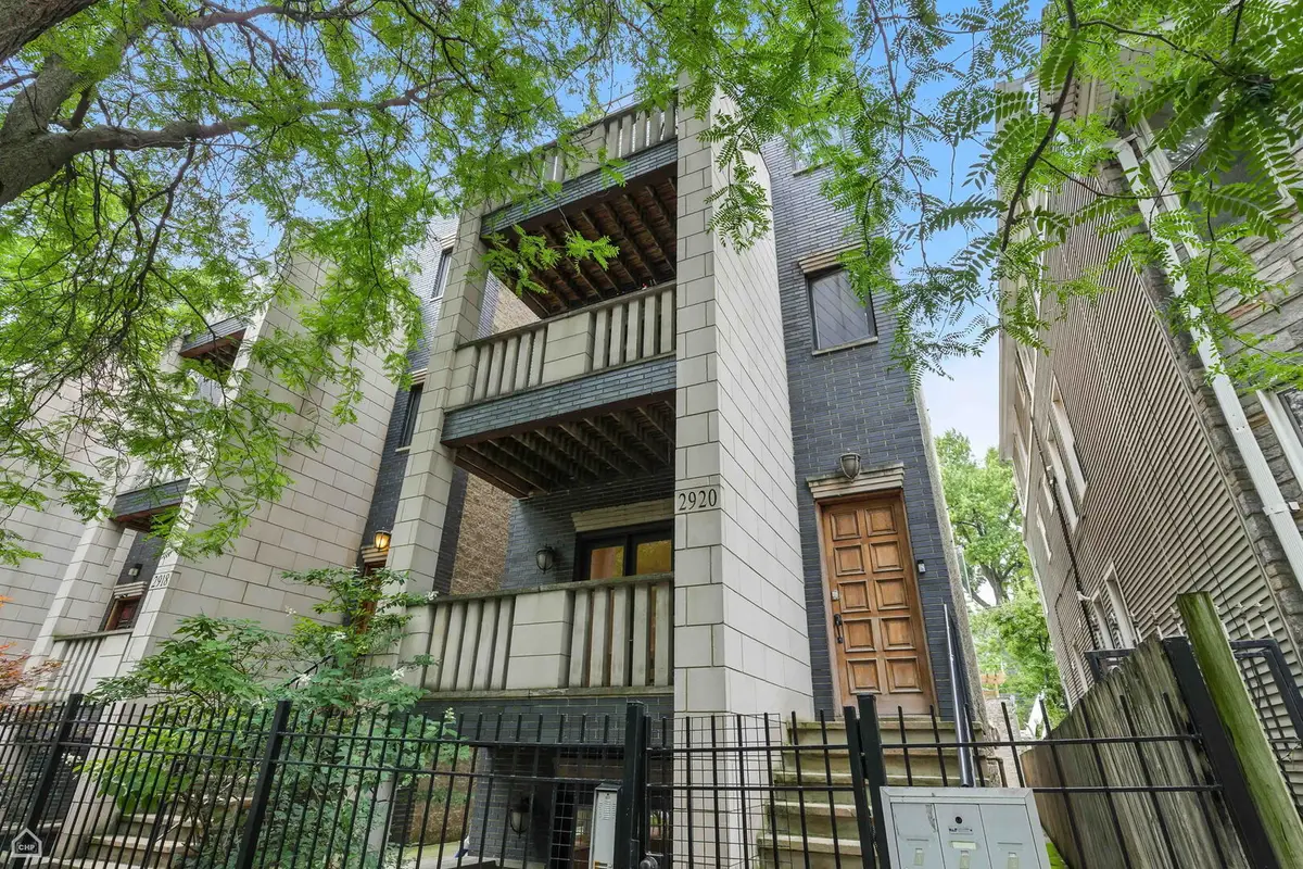 2920 N Damen Avenue #1, Chicago, IL 60618 - #1