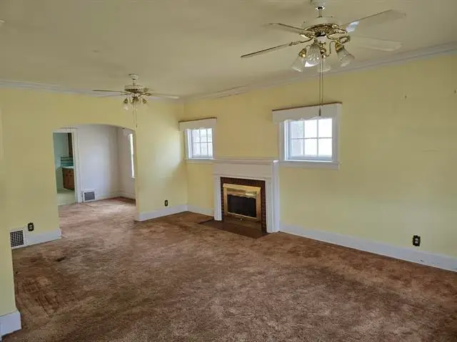 112 Rome Avenue, Rockford, IL 61107 - #3