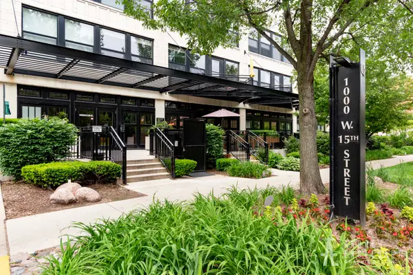 1000 W 15th Street #328, Chicago, IL 60608