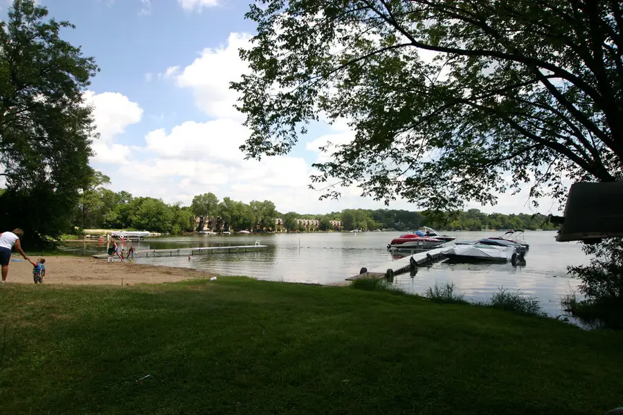 921 Country Club Road, Lake Zurich, IL 60047 - #3