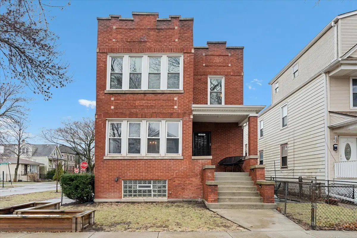 4159 N Maplewood Avenue, Chicago, IL 60618 - #1