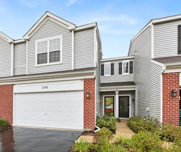 1242 Courtland Circle, Plainfield, IL 60586
