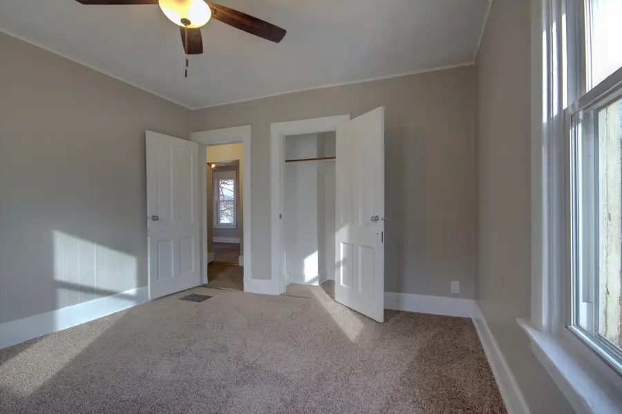 1930 N Myrtle Street, Davenport, IA 52804 - #2