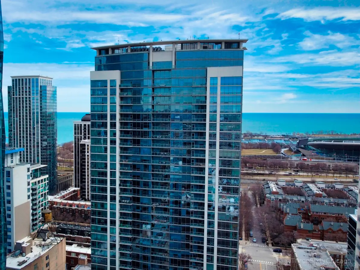100 E 14th Street #2706, Chicago, IL 60605 - #1