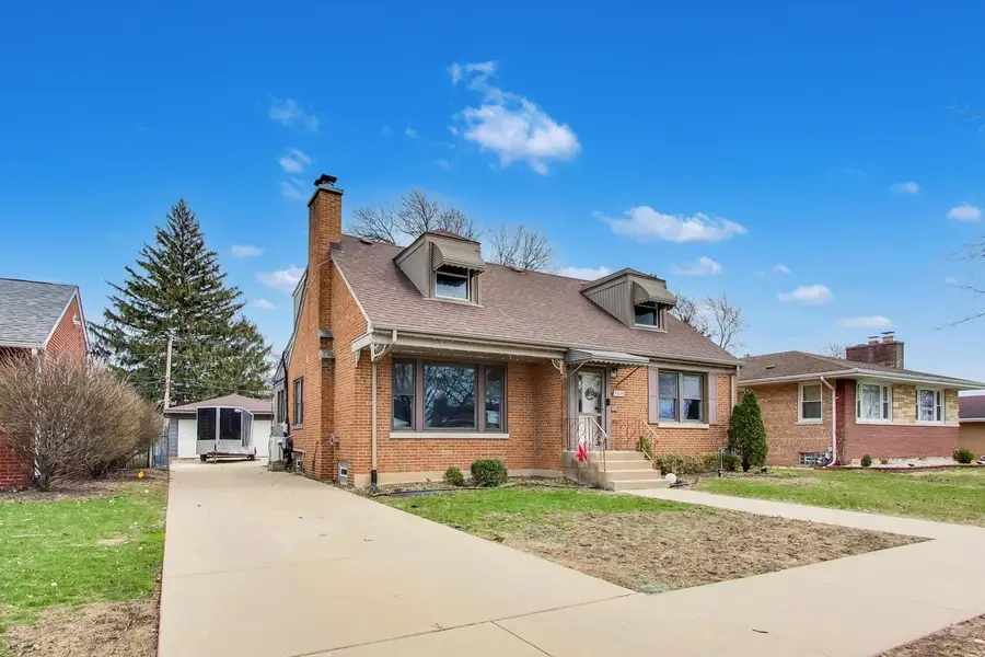 9309 S Lawndale Avenue, Evergreen Park, IL 60805 - #2