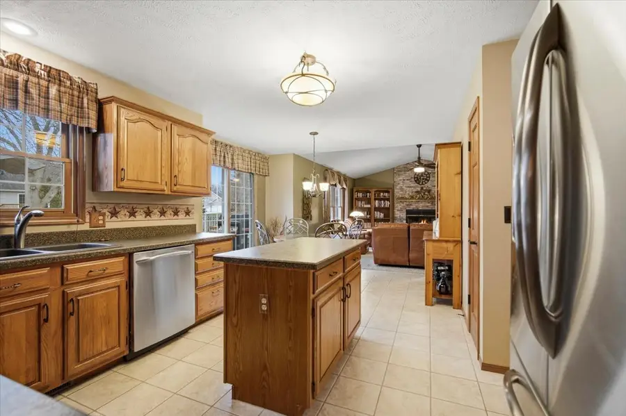 1209 Hanson Drive, Normal, IL 61761 - #3