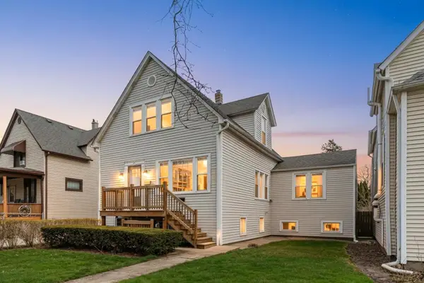 4711 N Kilbourn Avenue, Chicago, IL 60630