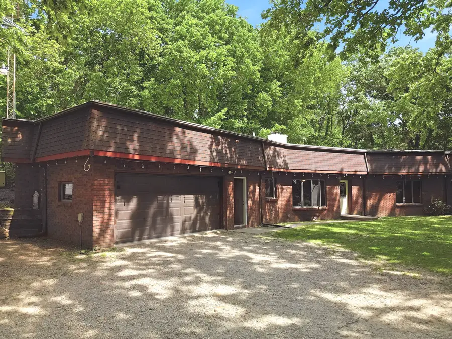 1584 Il Route 38, Franklin Grove, IL 61031 - #2