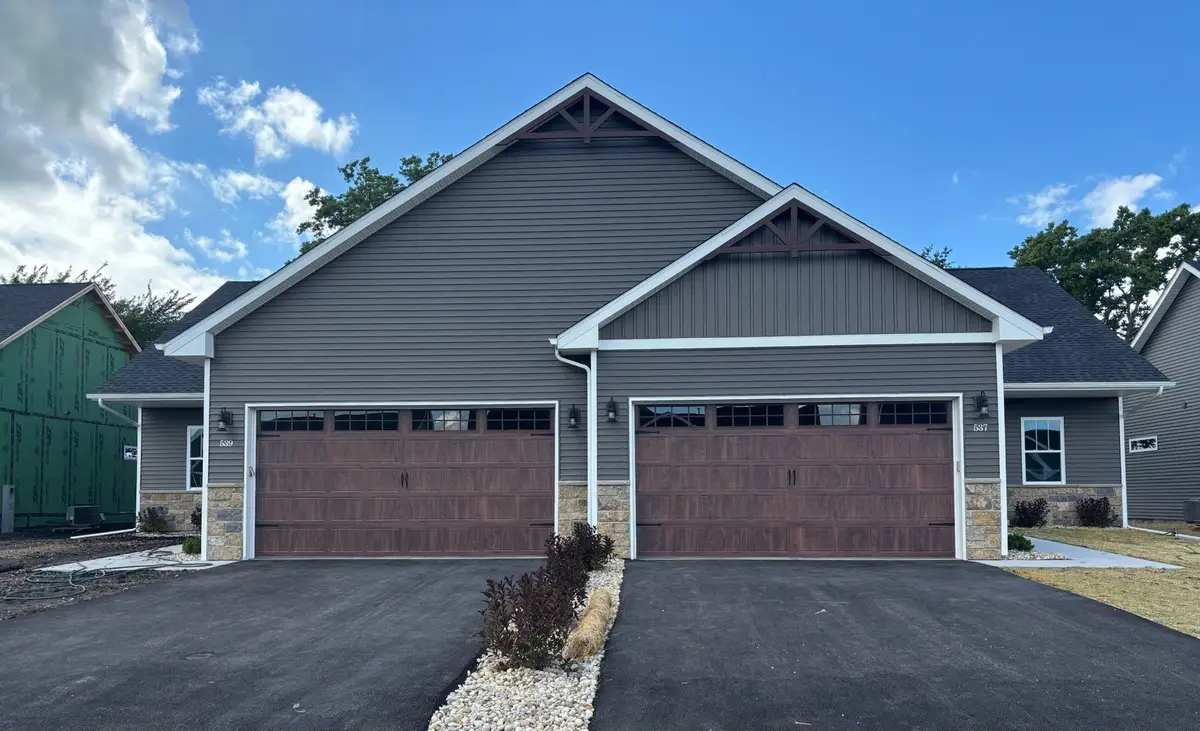 623 Anjali Court #R, Sycamore, IL 60178 - #1