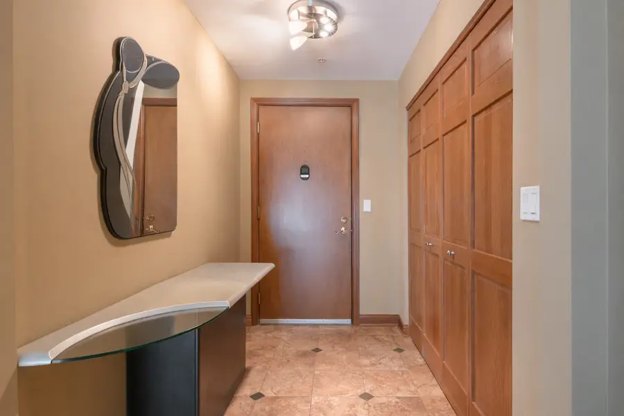 153 Pointe Drive #201, Northbrook, IL 60062 - #3