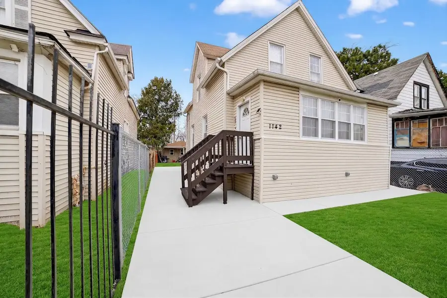 1142 N Mason Avenue, Chicago, IL 60651 - #2