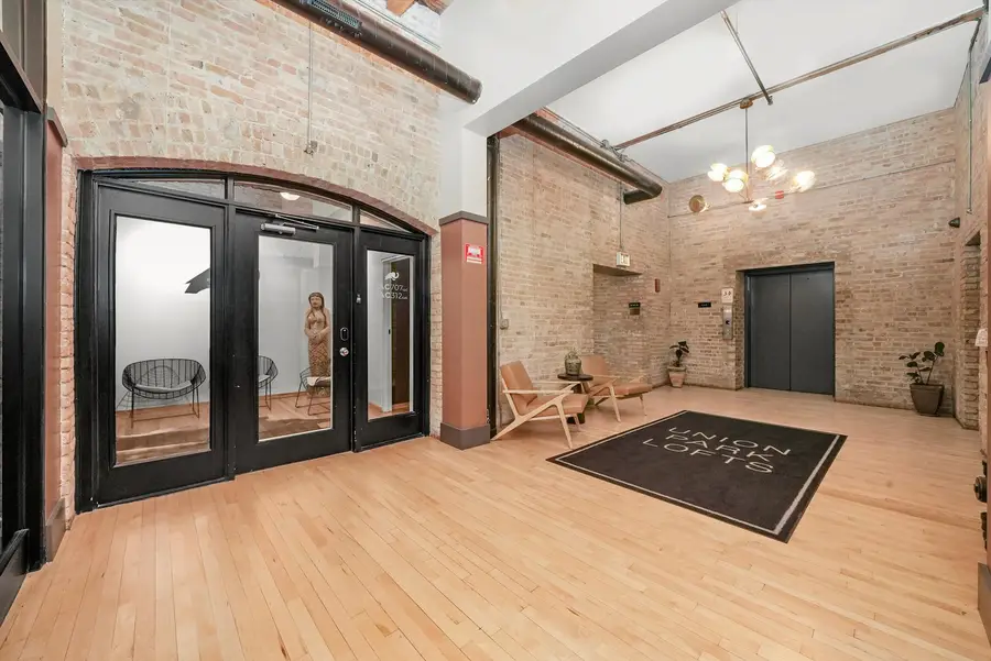 1327 W Washington Boulevard #106, Chicago, IL 60607 - #3