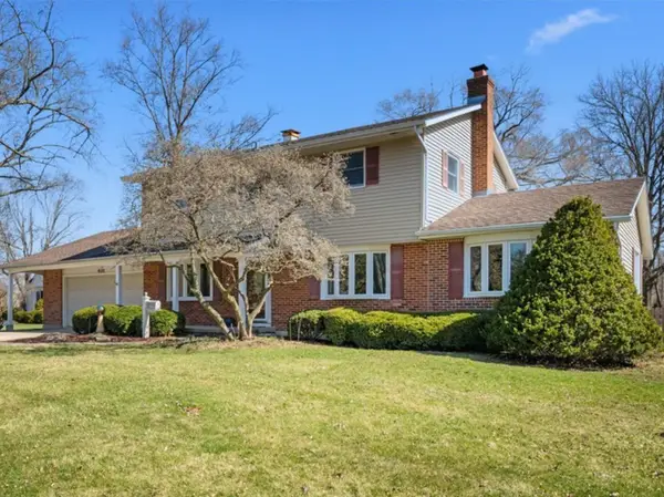 401 E Side Drive, Geneva, IL 60134