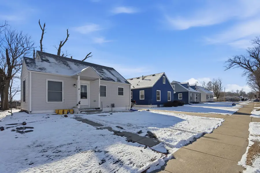 1905 Williams Boulevard Sw, Cedar Rapids, IA 52404 - #2