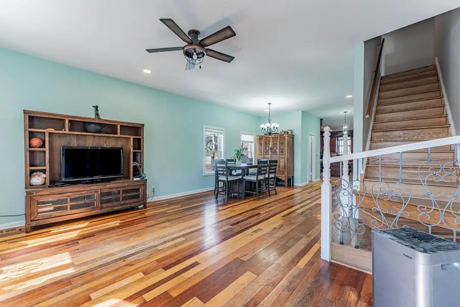 1500 E Marquette Road, Chicago, IL 60637 - #3