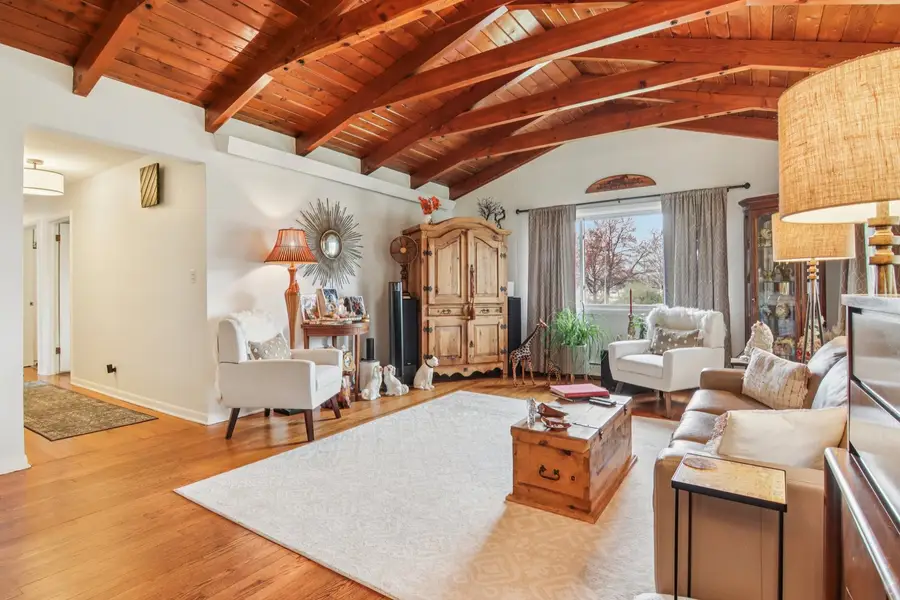 238 Frontage Road W, Northfield, IL 60093 - #3