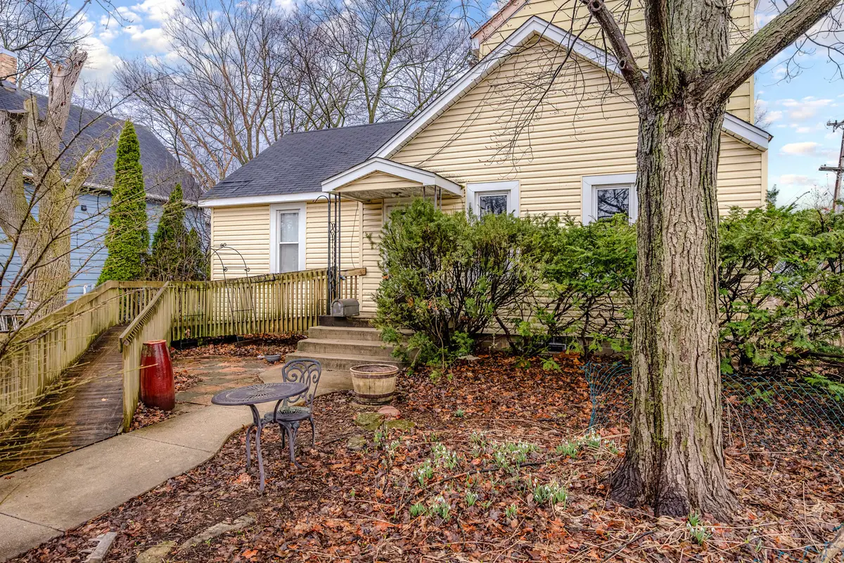 818 Bach Street, Northbrook, IL 60062 - #1