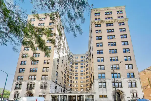 1755 E 55th Street #804, Chicago, IL 60615