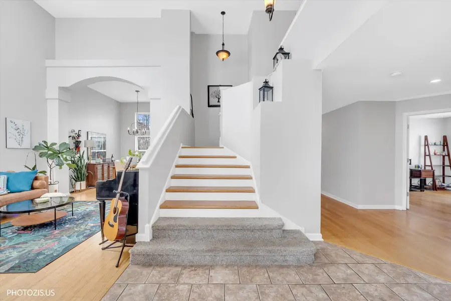 1728 Village Court, Crystal Lake, IL 60014 - #2