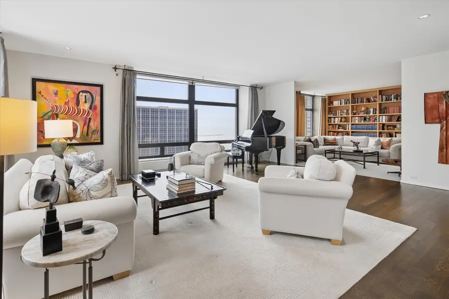 680 N Lake Shore Drive #1024, Chicago, IL 60611 - #2