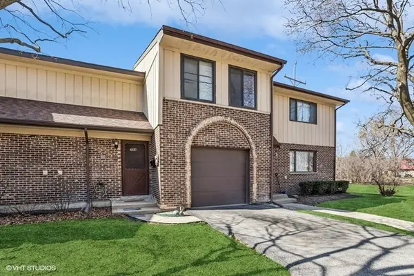 294 E Rimini Court #294, Palatine, IL 60067
