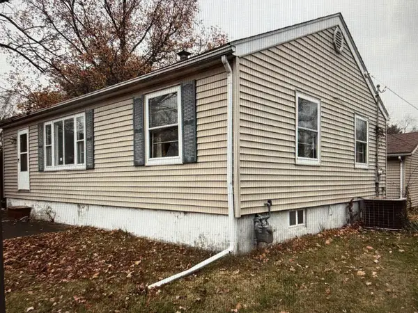 801 E Mckinley Street, Pontiac, IL 61764