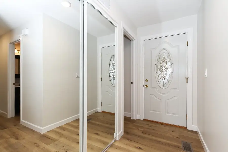 1122 Danvers Court, Schaumburg, IL 60193 - #3