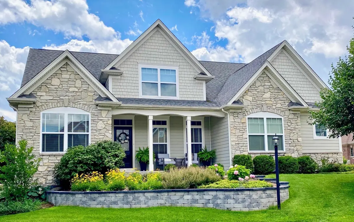 2061 Windham Circle, Wheaton, IL 60187 - #1