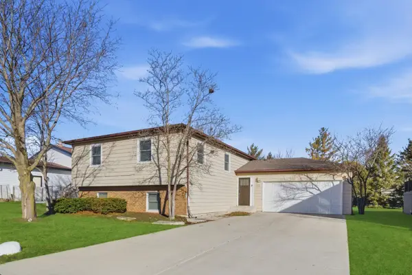 766 Michigan Avenue, South Elgin, IL 60177 - #1