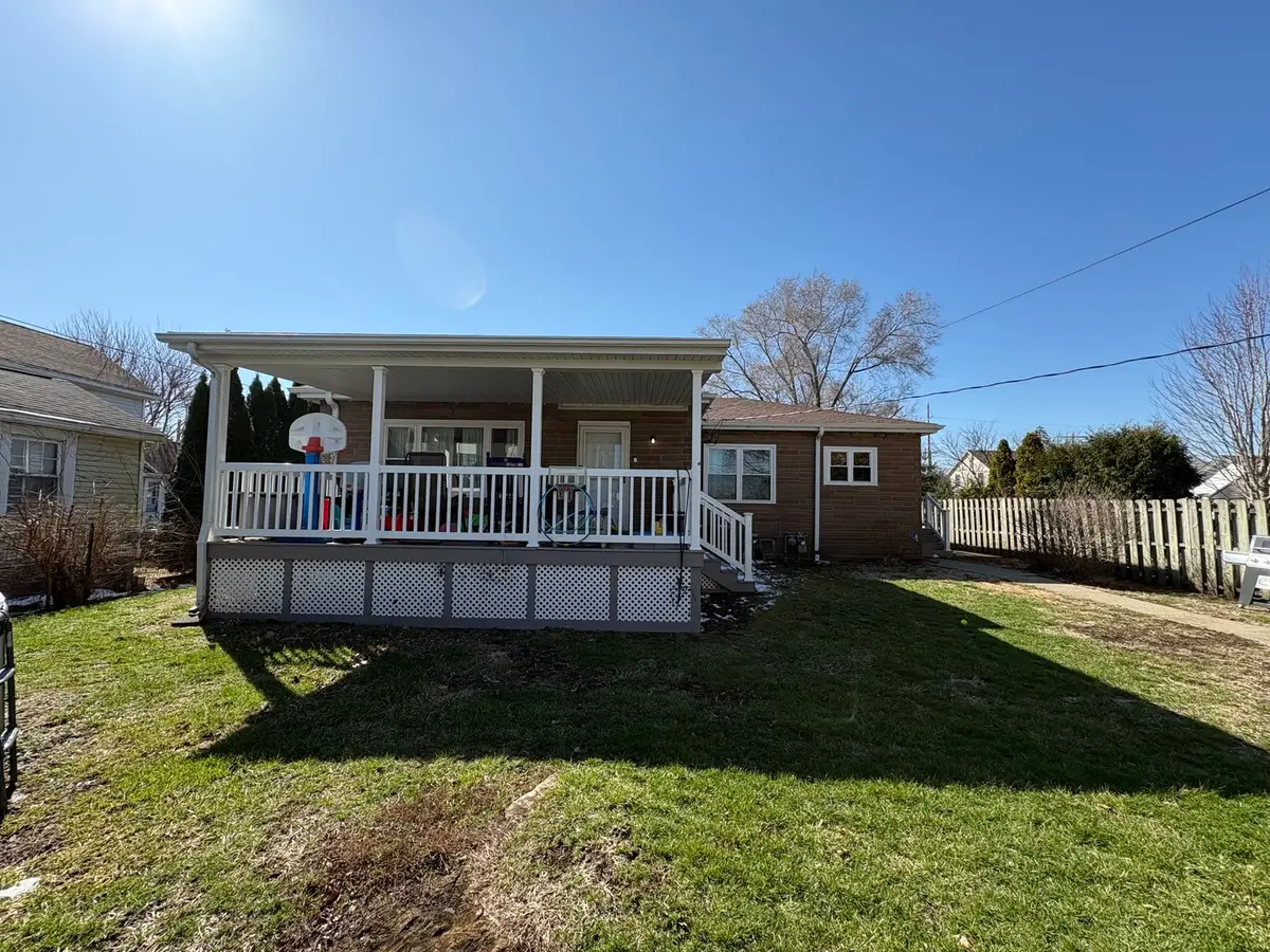 913 Canal Street, Ottawa, IL 61350 - #1