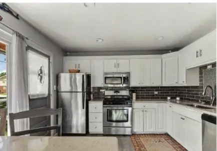 291 E Wilson Street, Elmhurst, IL 60126 - #3