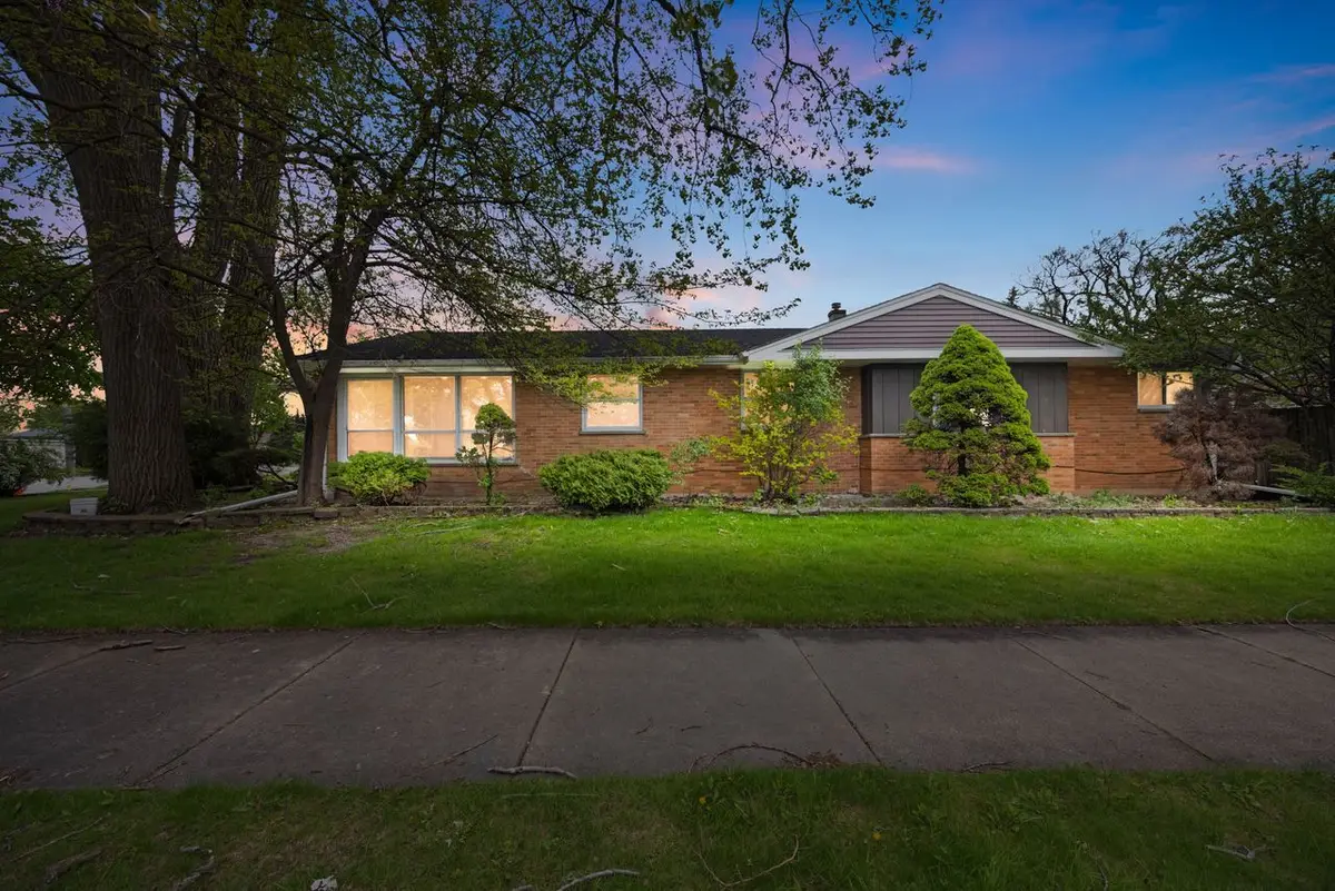 9200 Kedvale Avenue, Skokie, IL 60076 - #1