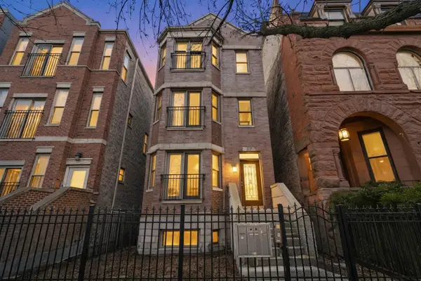 2237 W Washington Boulevard #3, Chicago, IL 60612