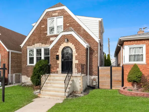 6030 S Mayfield Avenue, Chicago, IL 60638