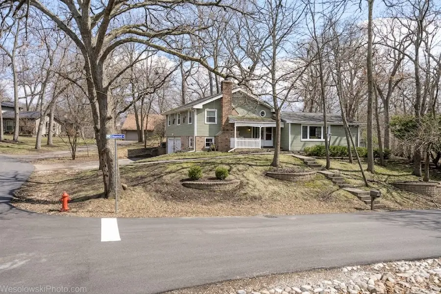 714 Elmwood Drive, Carpentersville, IL 60110 - #2