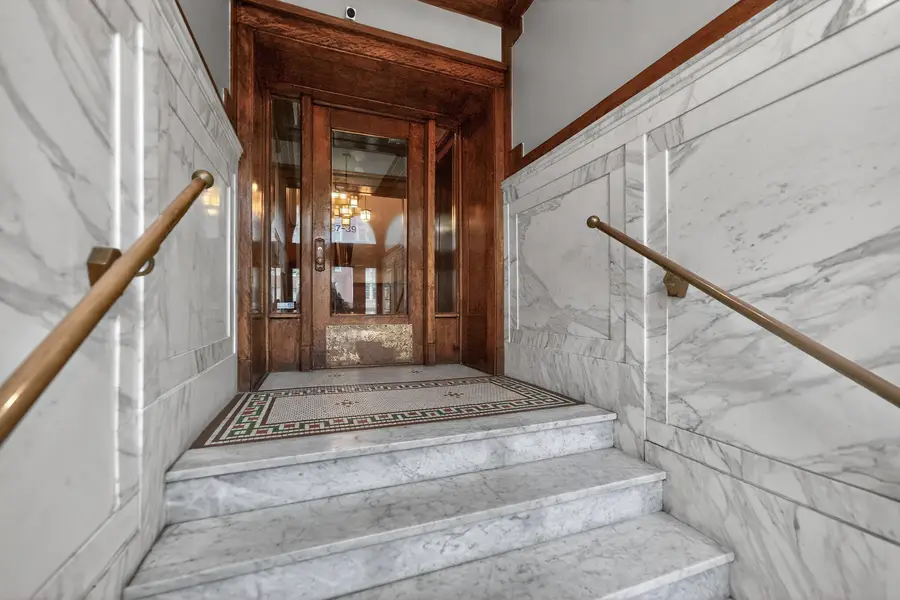 5639 N Kenmore Avenue #3, Chicago, IL 60660 - #3