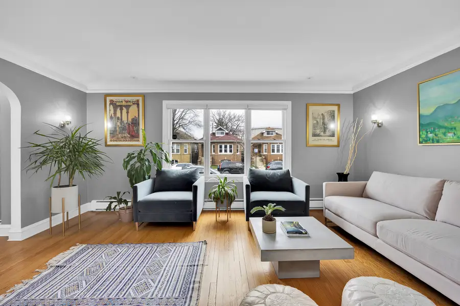 5537 W Melrose Street, Chicago, IL 60641 - #3