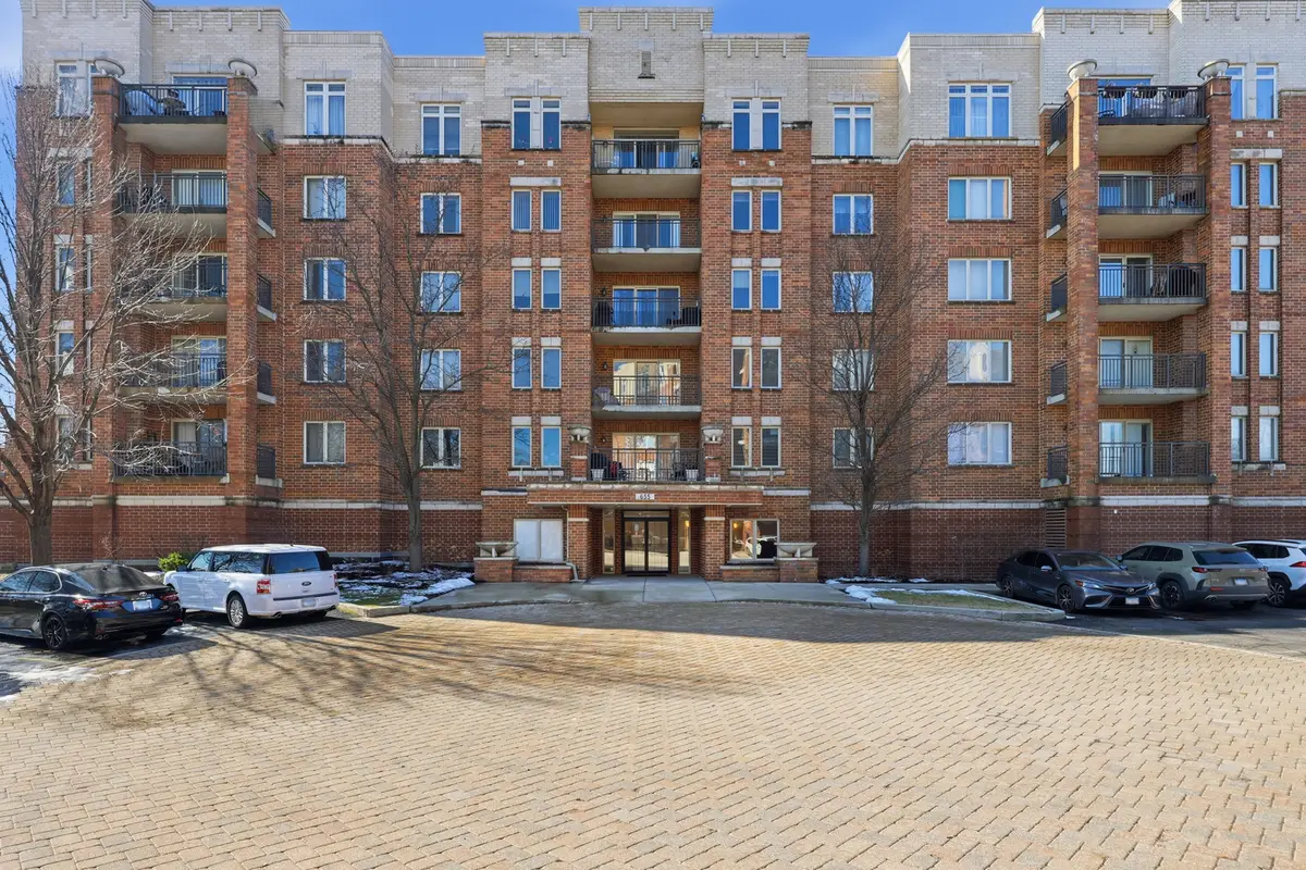 Address Withheld By Seller, Elk Grove Village, IL 60007 - #1