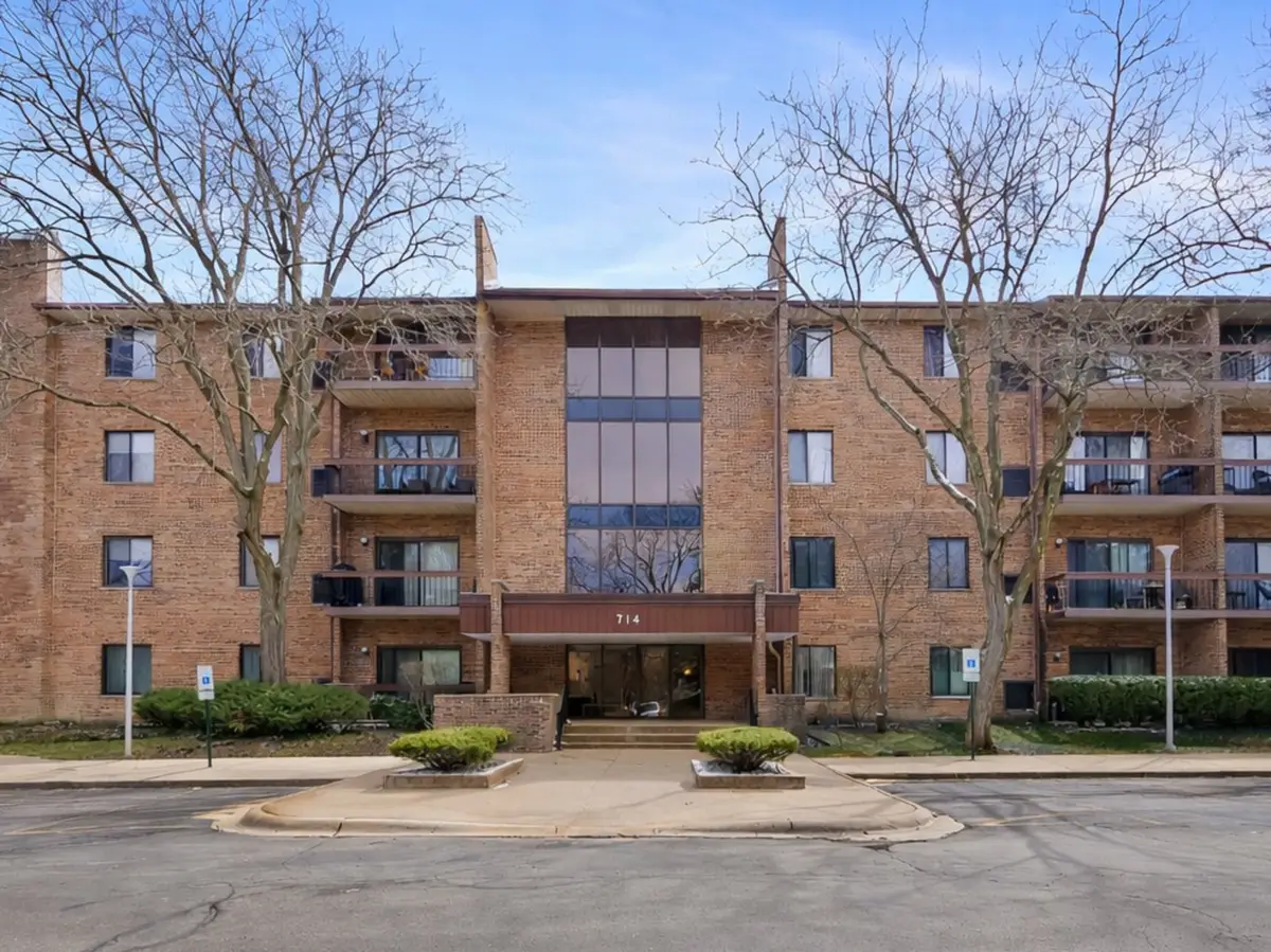 714 Walnut Drive #405, Darien, IL 60561 - #1